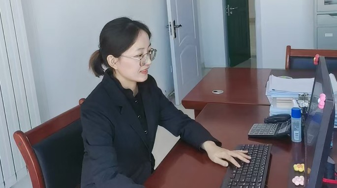 財務(wù)戰(zhàn)線上的紅色守護(hù)者——記甘肅建投新能源公司2024年度優(yōu)秀共產(chǎn)黨員 劉杰